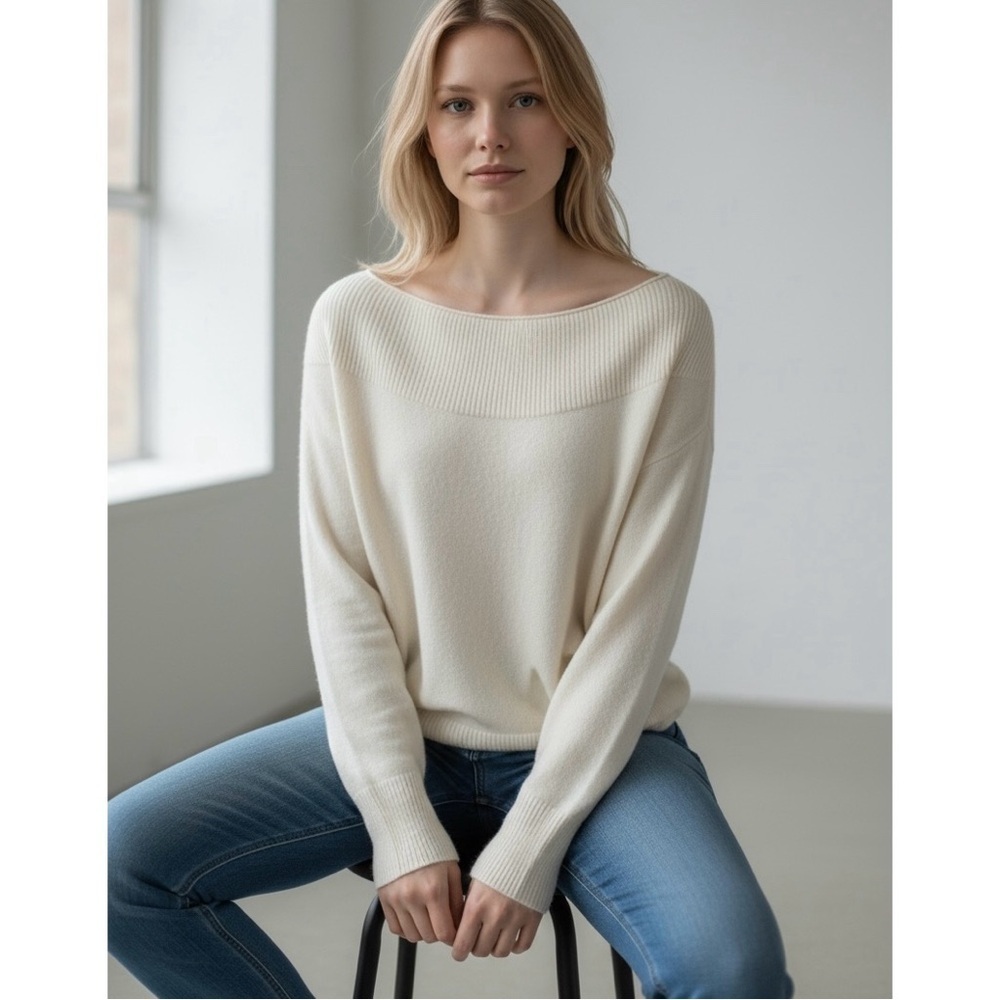 Anthropologie MOTH Cream Boatneck Lightweight Knit Women’s Sweater Sz S